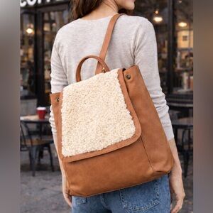 Universal Thread Convertible Sherpa Flap Backpack Shoulder Bag Tan Brown